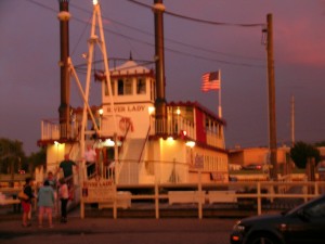 River Lady Dinner Cruise